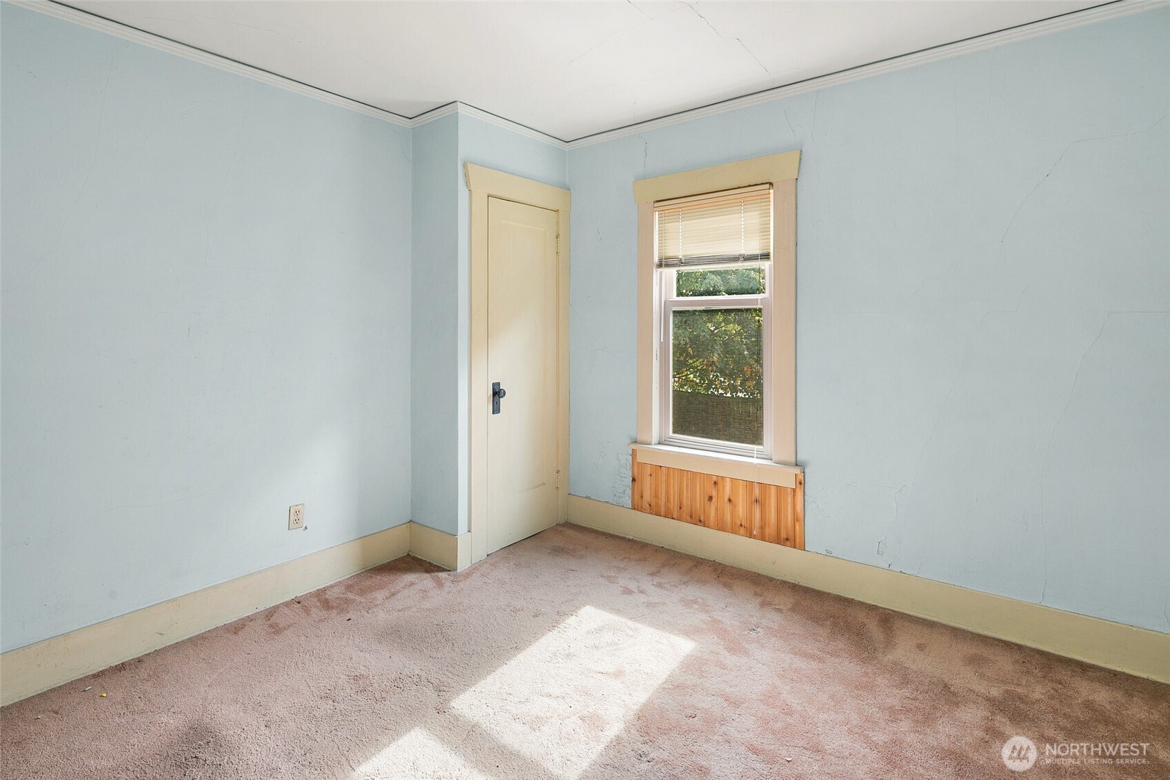2405 N 40th Street Property Photo 16