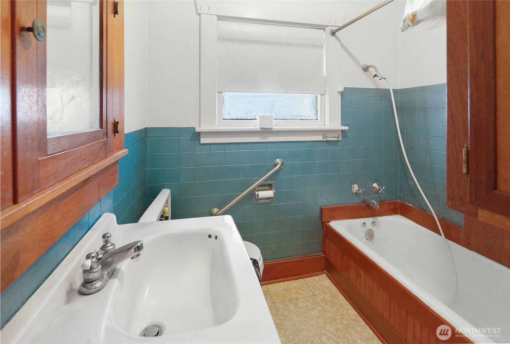 2405 N 40th Street Property Photo 20