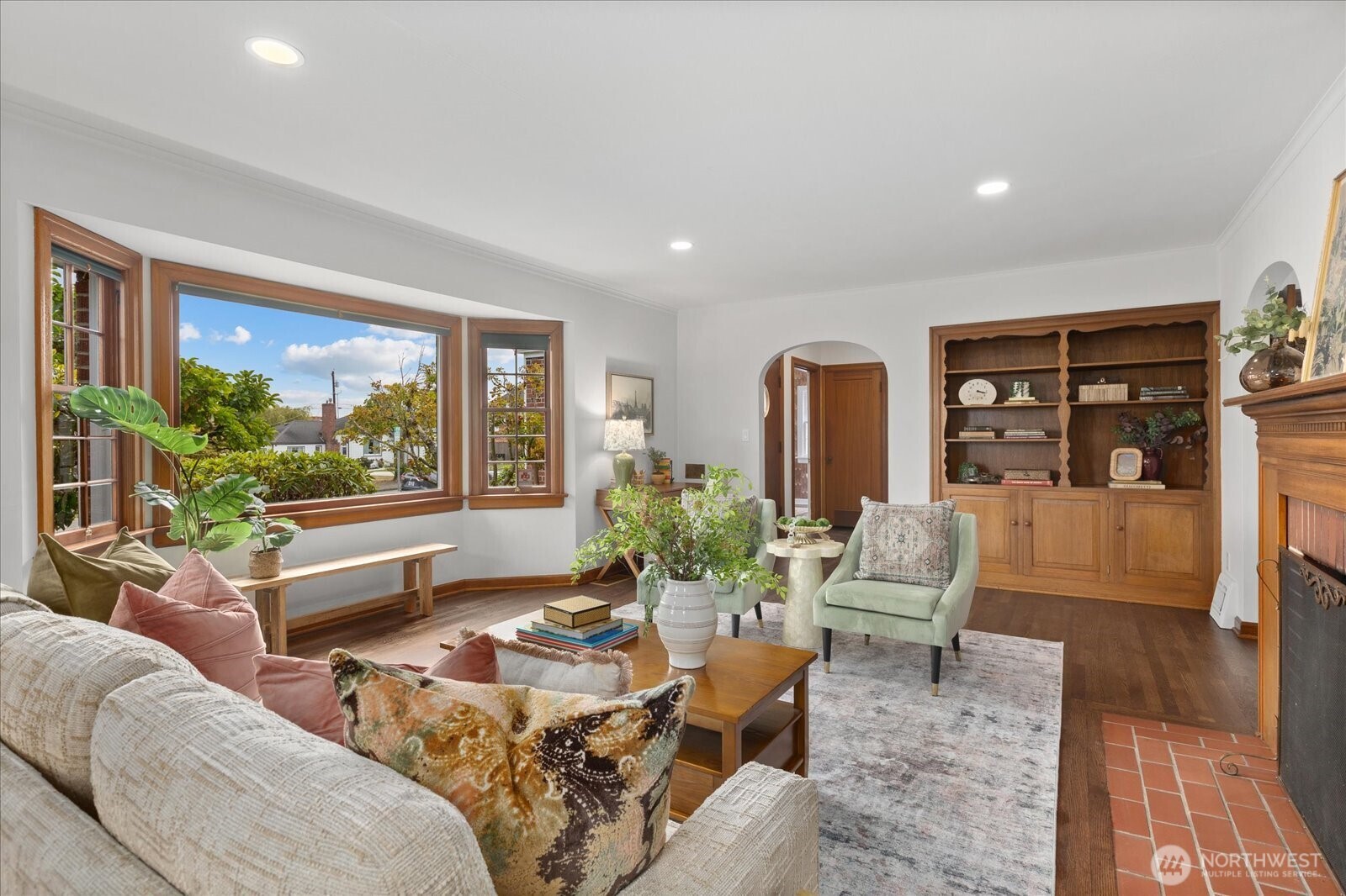 708 Hoyt Avenue Property Photo 8