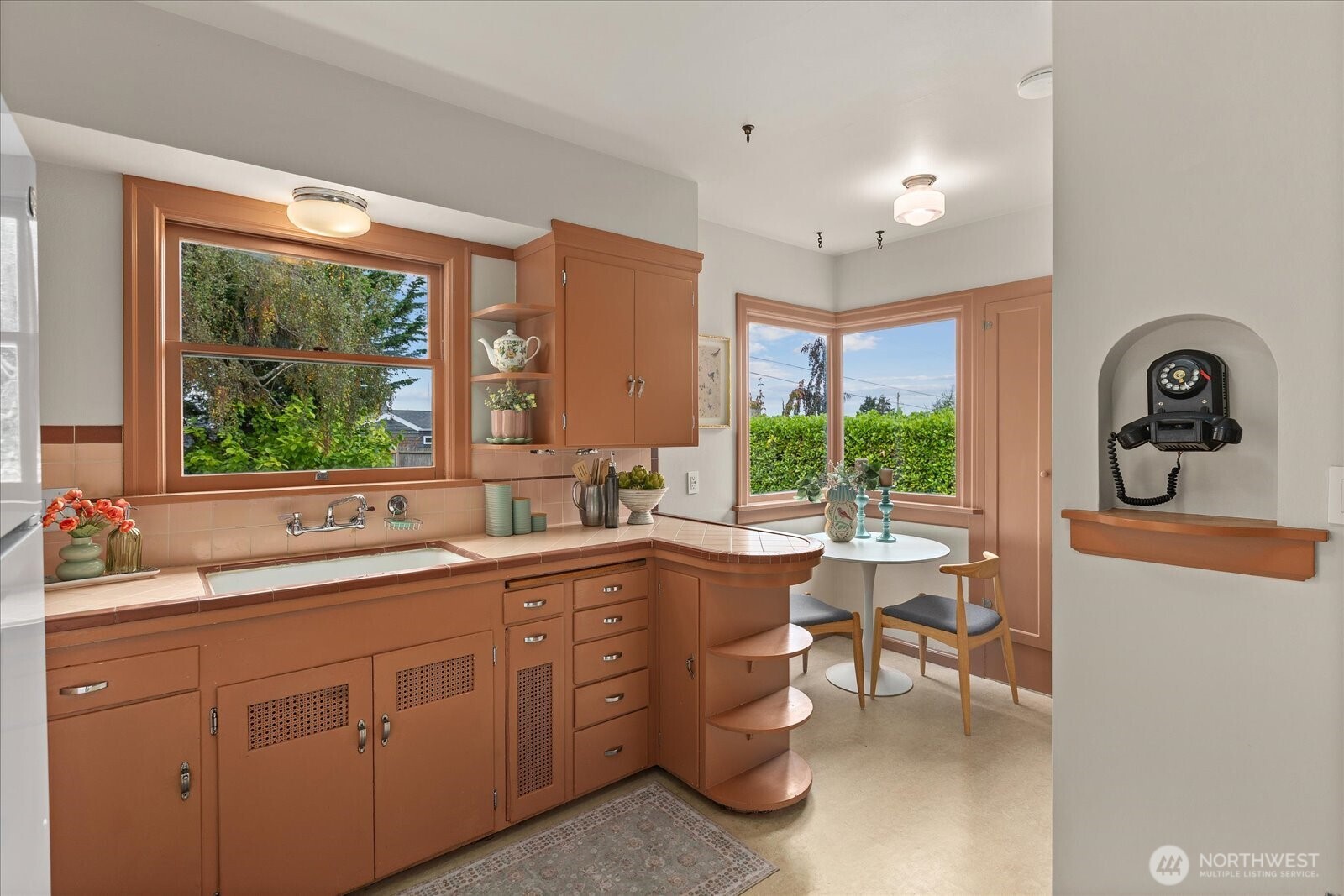 708 Hoyt Avenue Property Photo 14