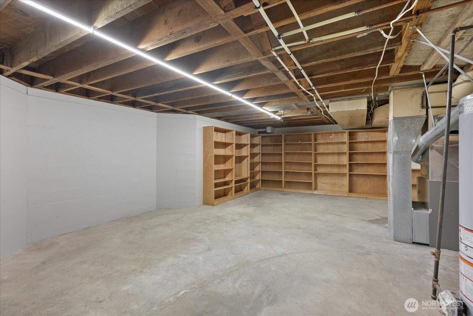 708 Hoyt Avenue Property Photo 25