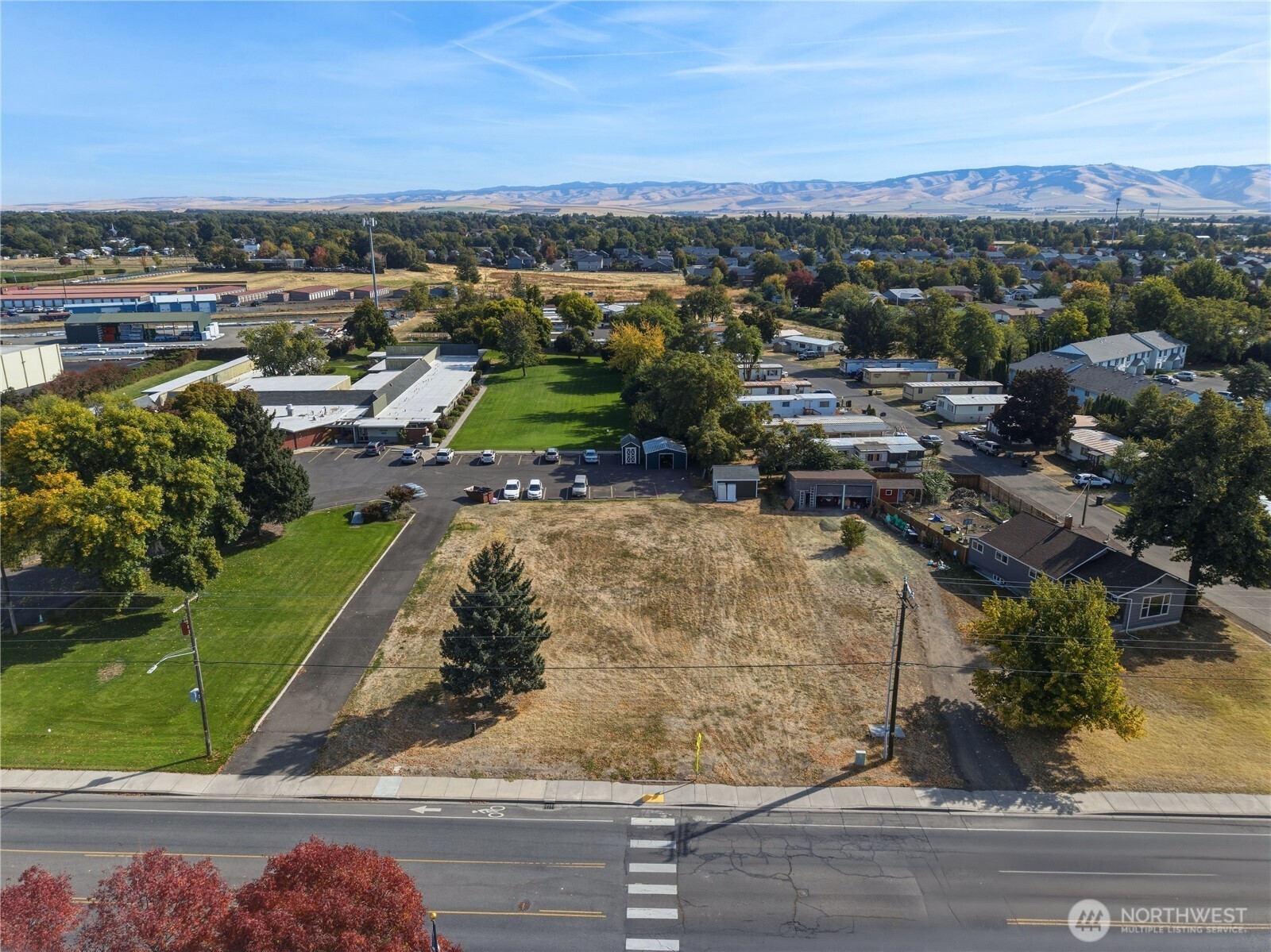 1795 Plaza Way Property Photo 14