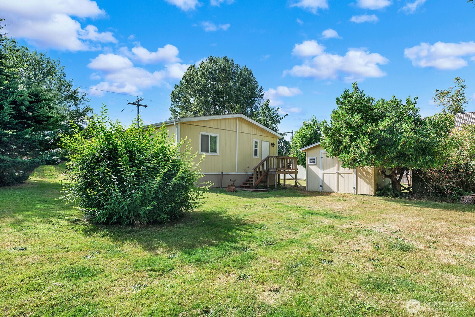 17420 97th Place Property Photo 4