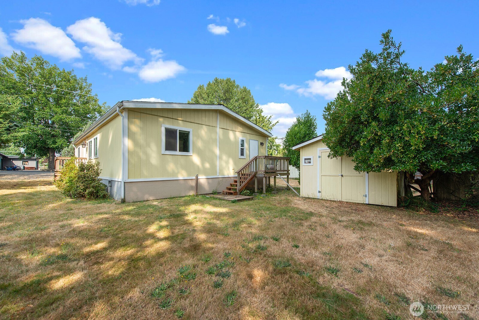 17420 97th Place Property Photo 13