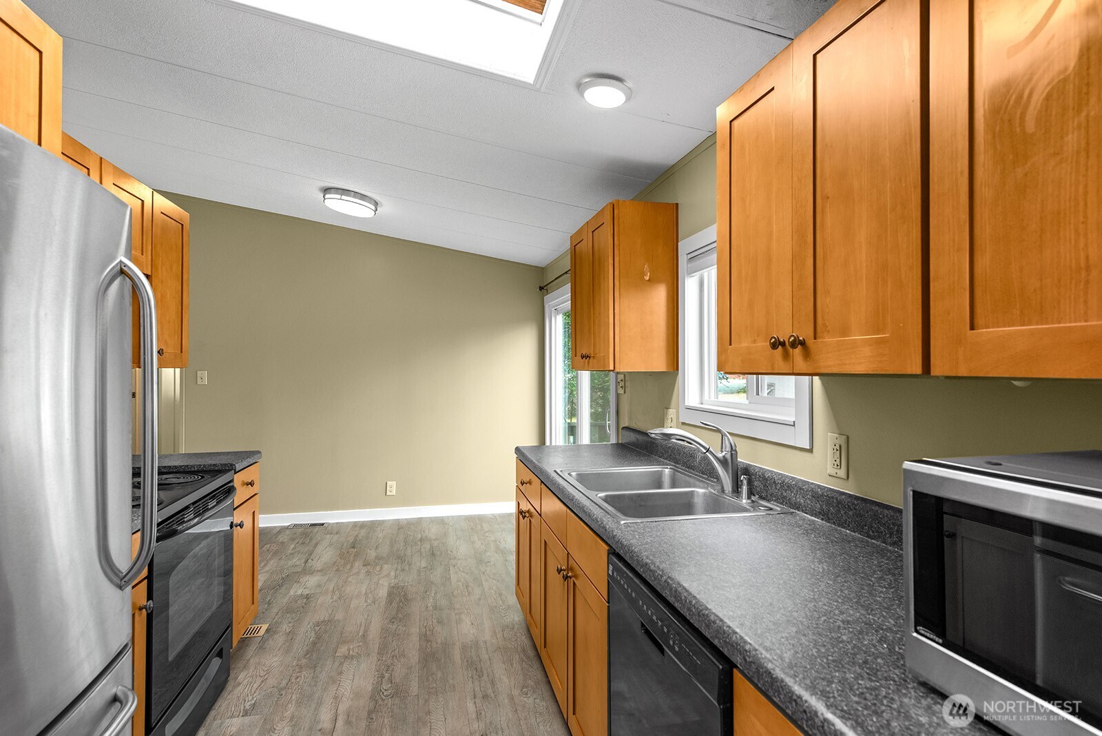17420 97th Place Property Photo 19