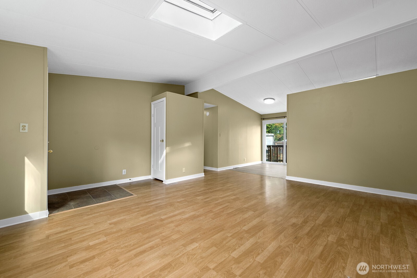 17420 97th Place Property Photo 22