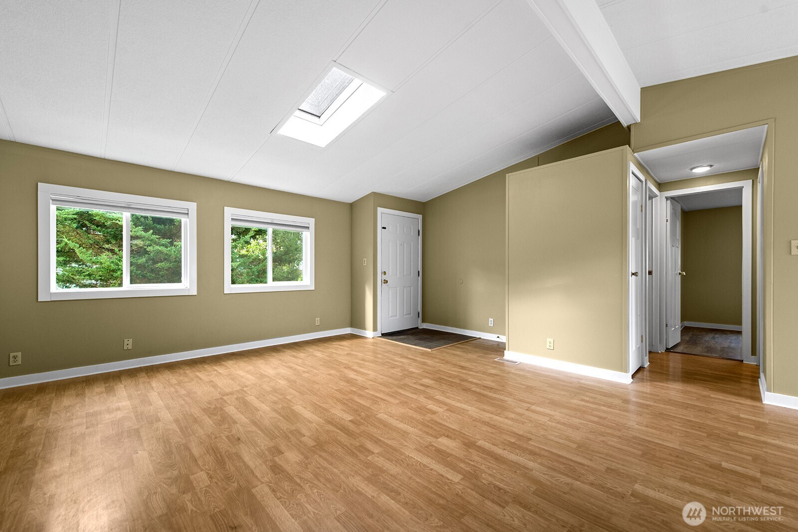 17420 97th Place Property Photo 25
