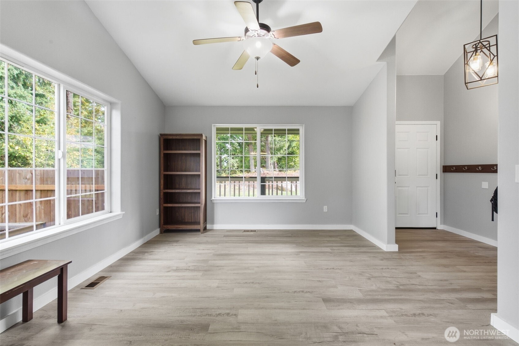 8513 Mckenny Lane Property Photo 8