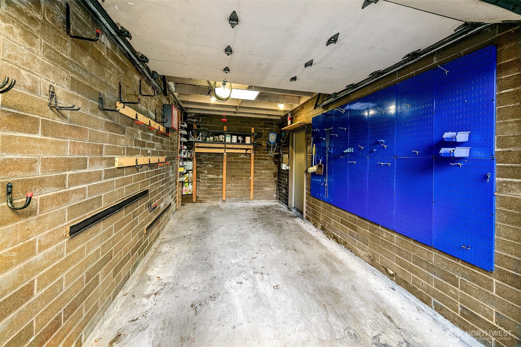 915 11th Avenue Property Photo 36