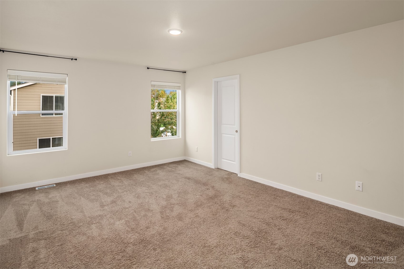 12127 316th Drive Property Photo 15