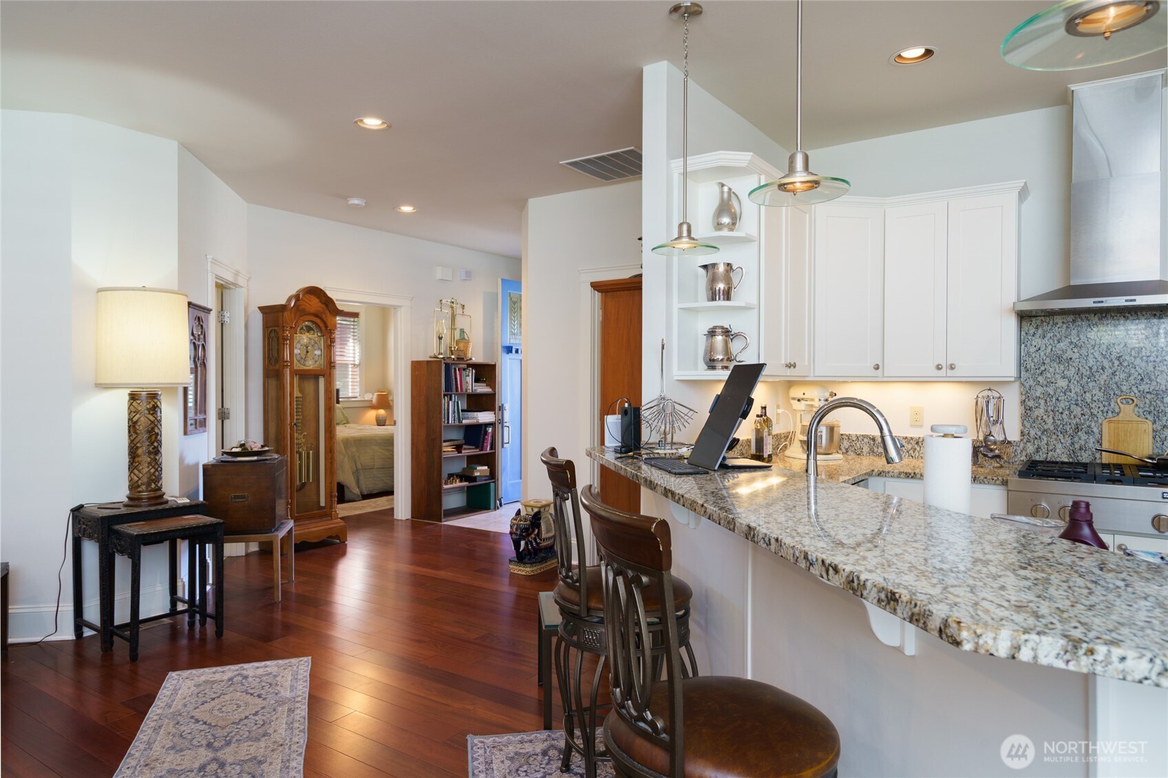 1401 Portalis Court Property Photo 12