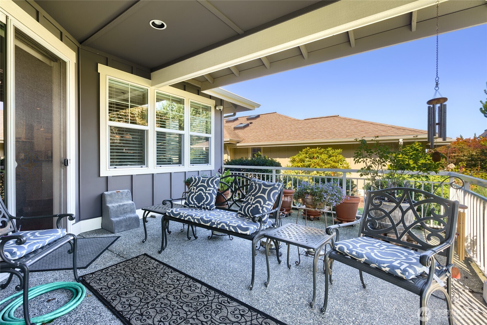 1401 Portalis Court Property Photo 32