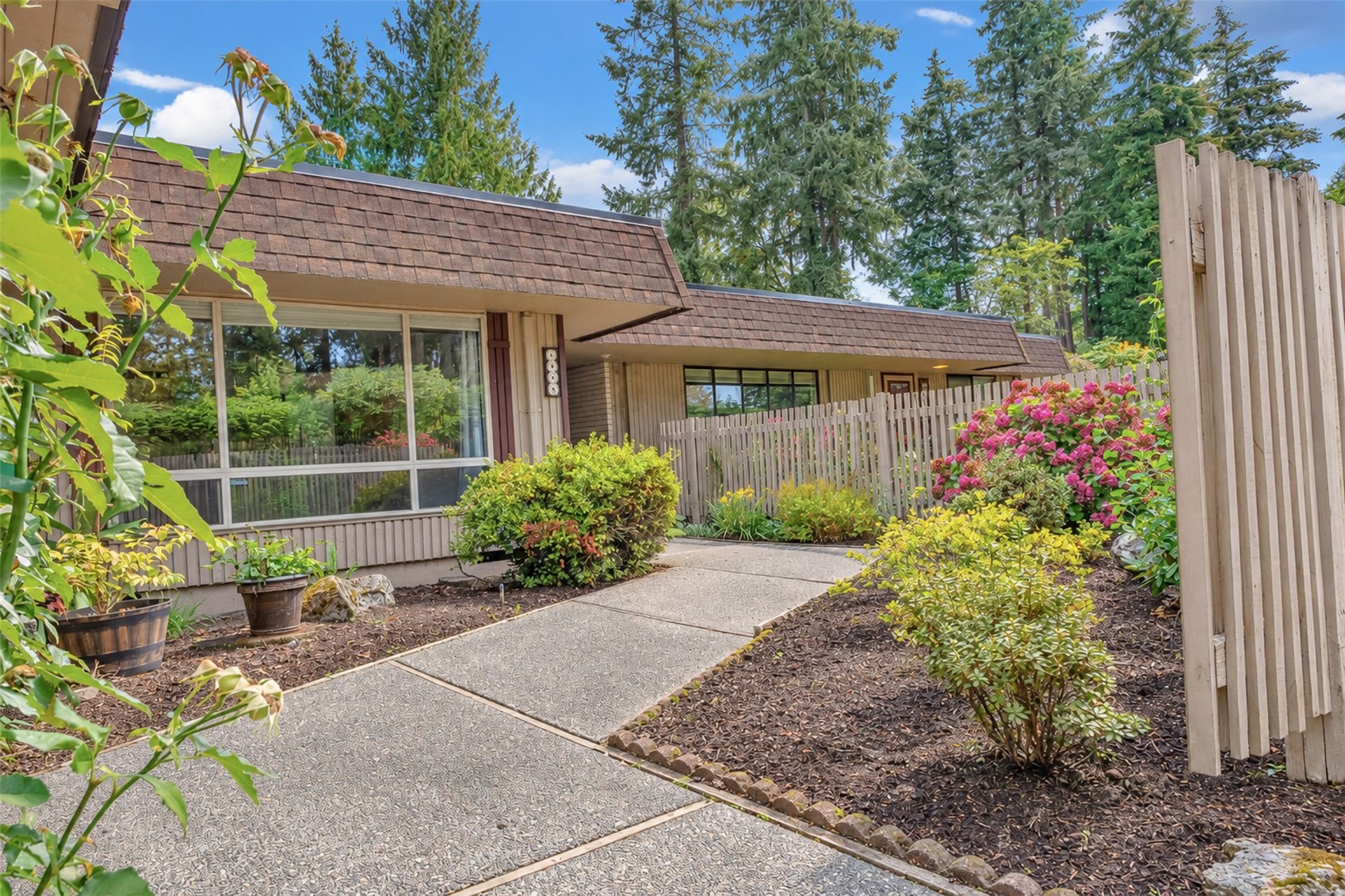 3407 99th Avenue Property Photo 4