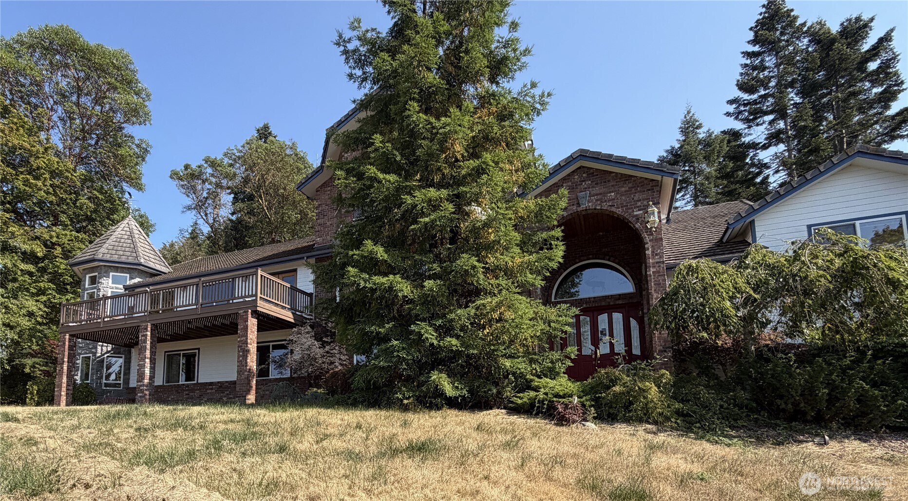 811 Fox Hollow Road Property Photo 3