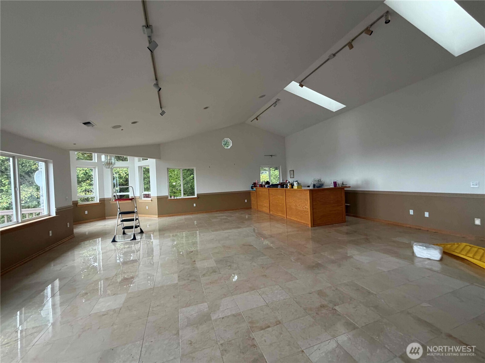 811 Fox Hollow Road Property Photo 10