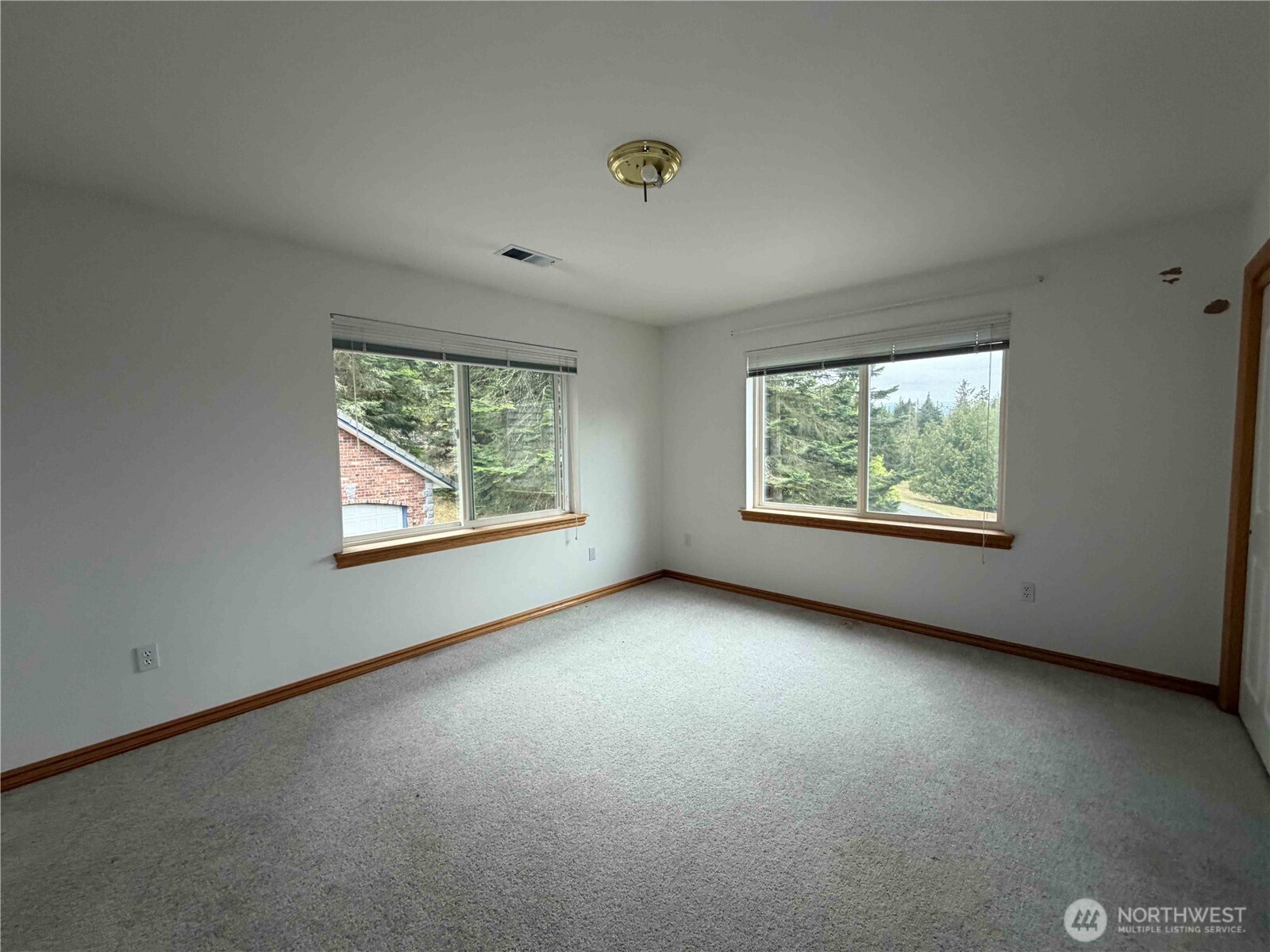 811 Fox Hollow Road Property Photo 14