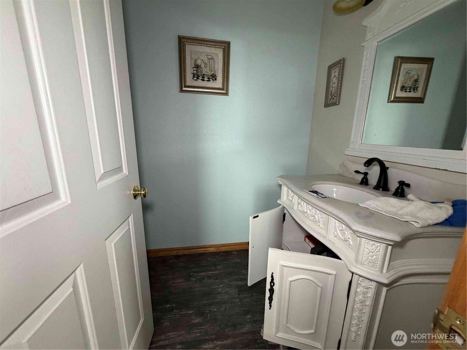 811 Fox Hollow Road Property Photo 25