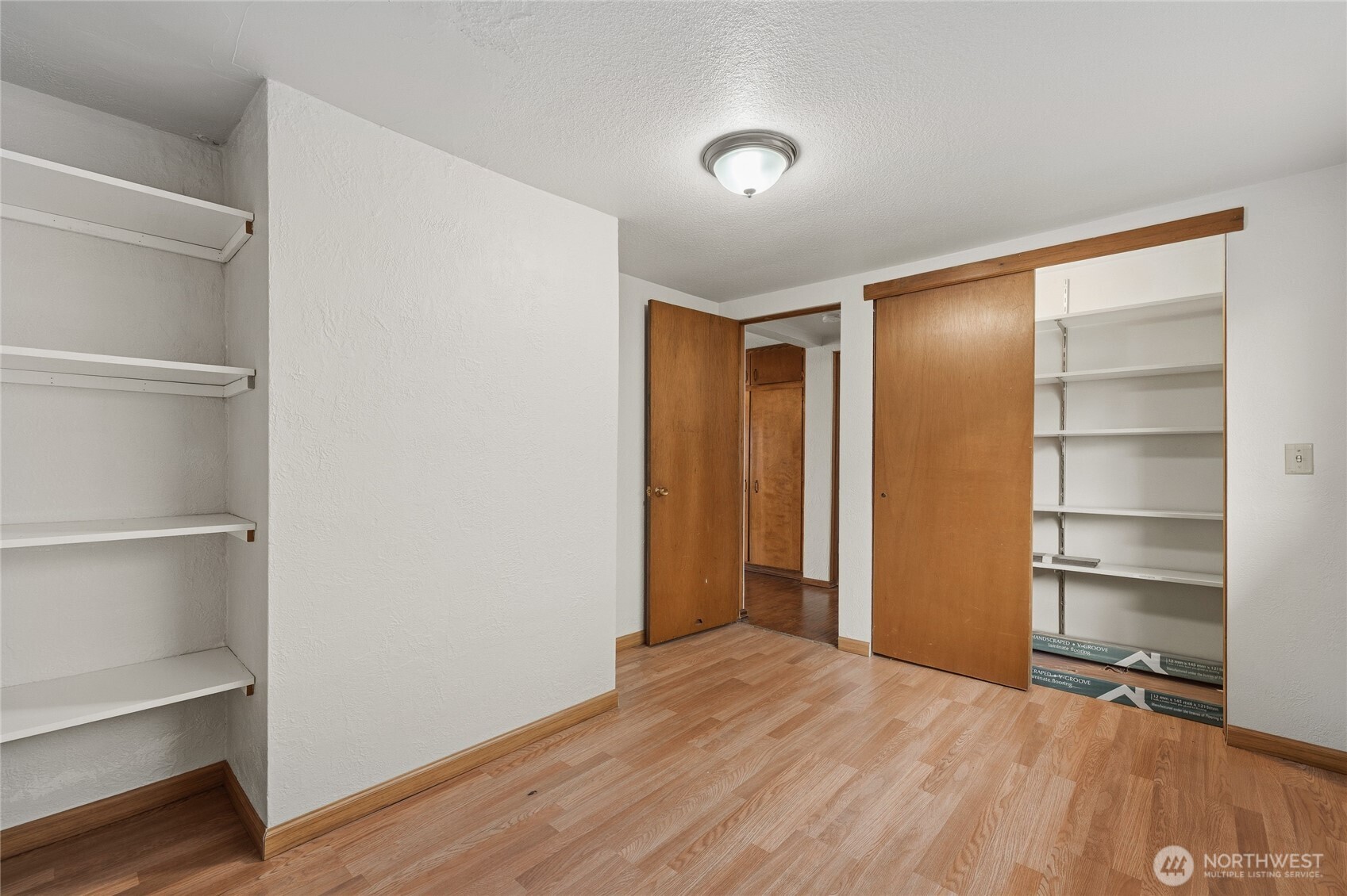 702 E 51st Street Property Photo 17