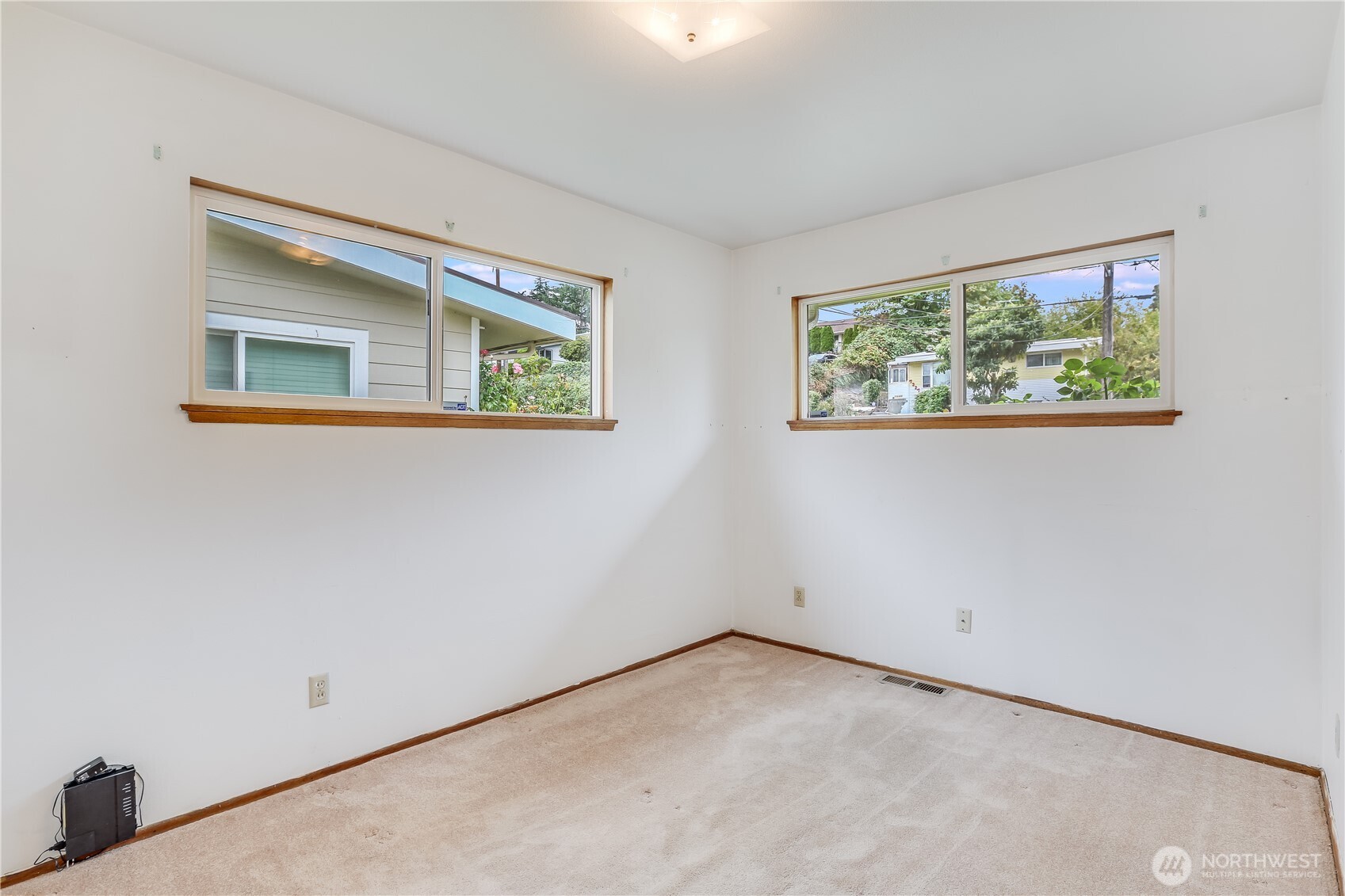 7320 33rd Avenue Property Photo 18