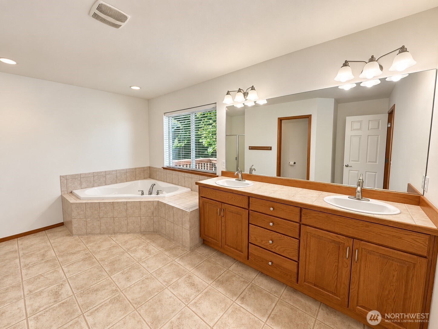 4223 144th Street Property Photo 22