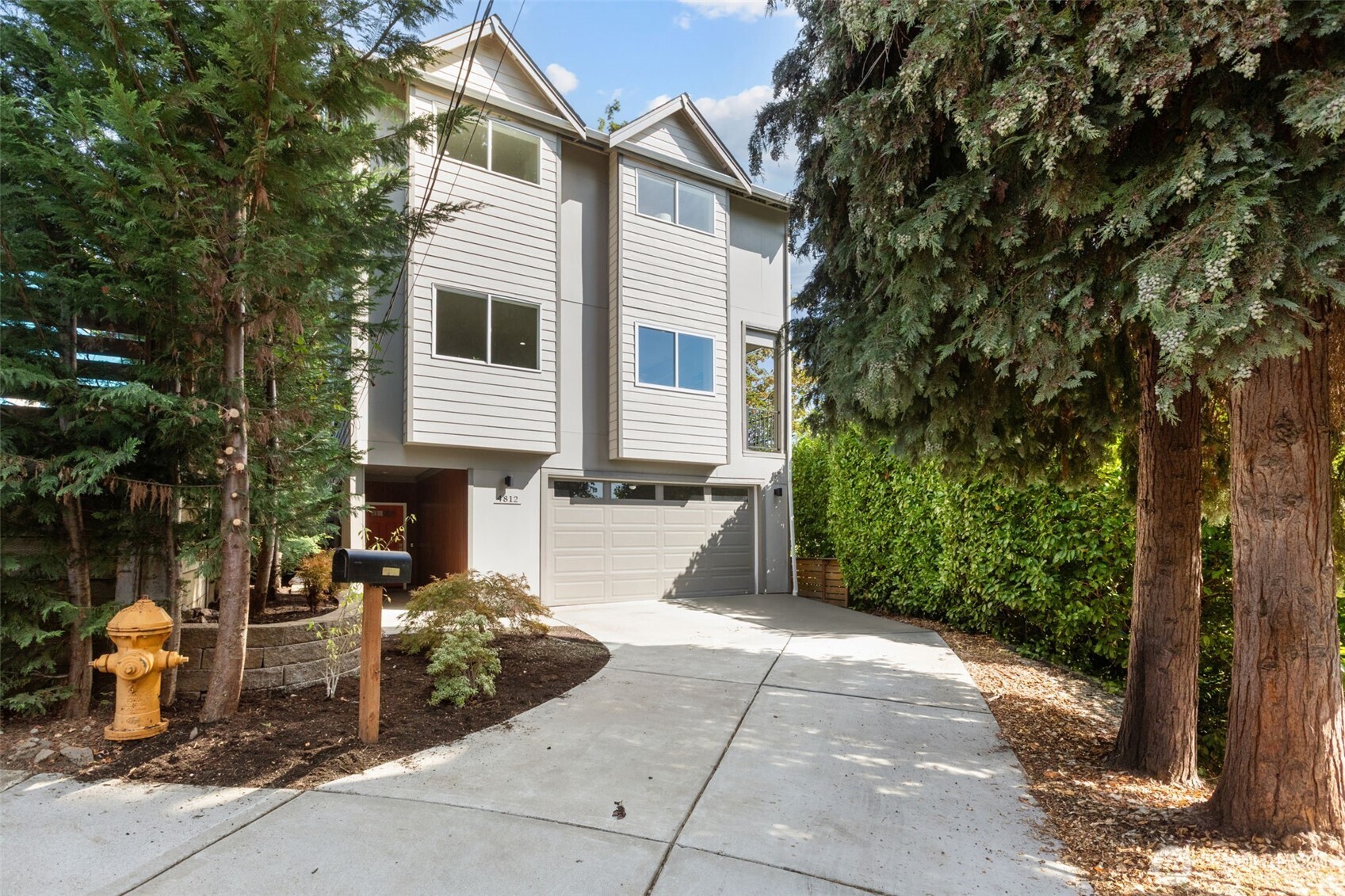 4812 S Frontenac Street Property Photo 2
