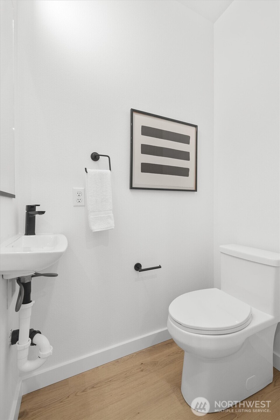 6602 Carleton Avenue B Property Photo 14