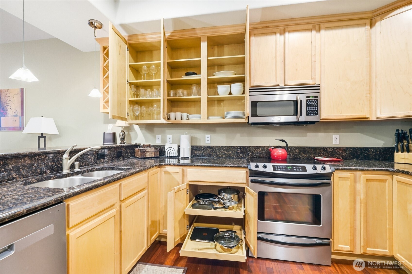 21 Eagan Street Property Photo 10