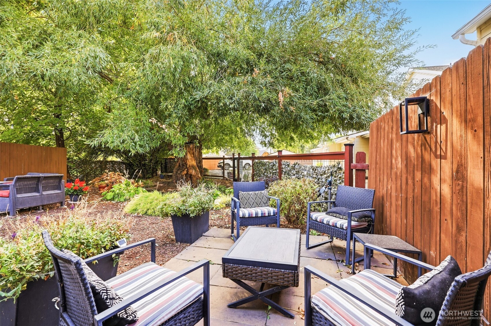 21 Eagan Street Property Photo 28