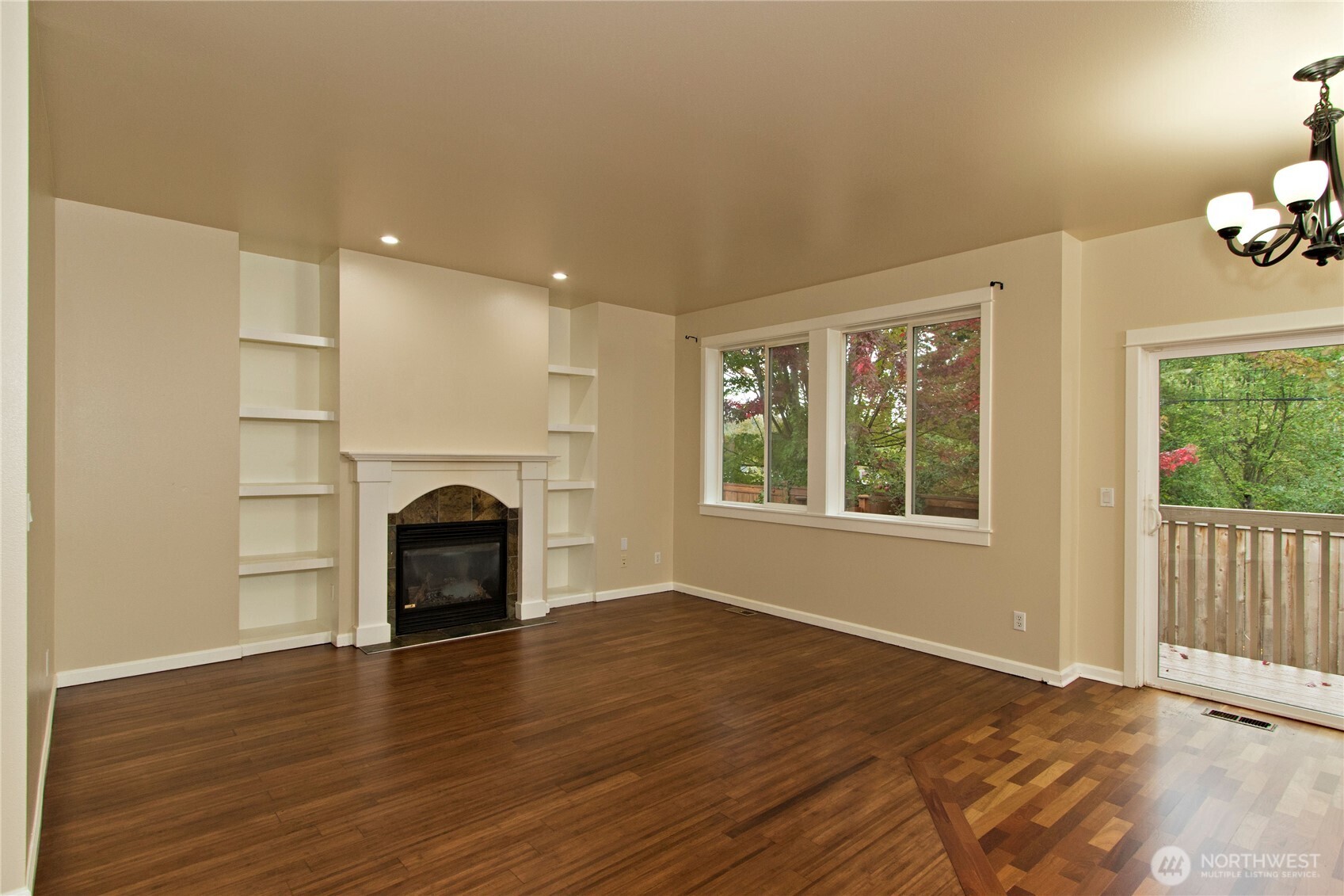 24012 220th Place Property Photo 4