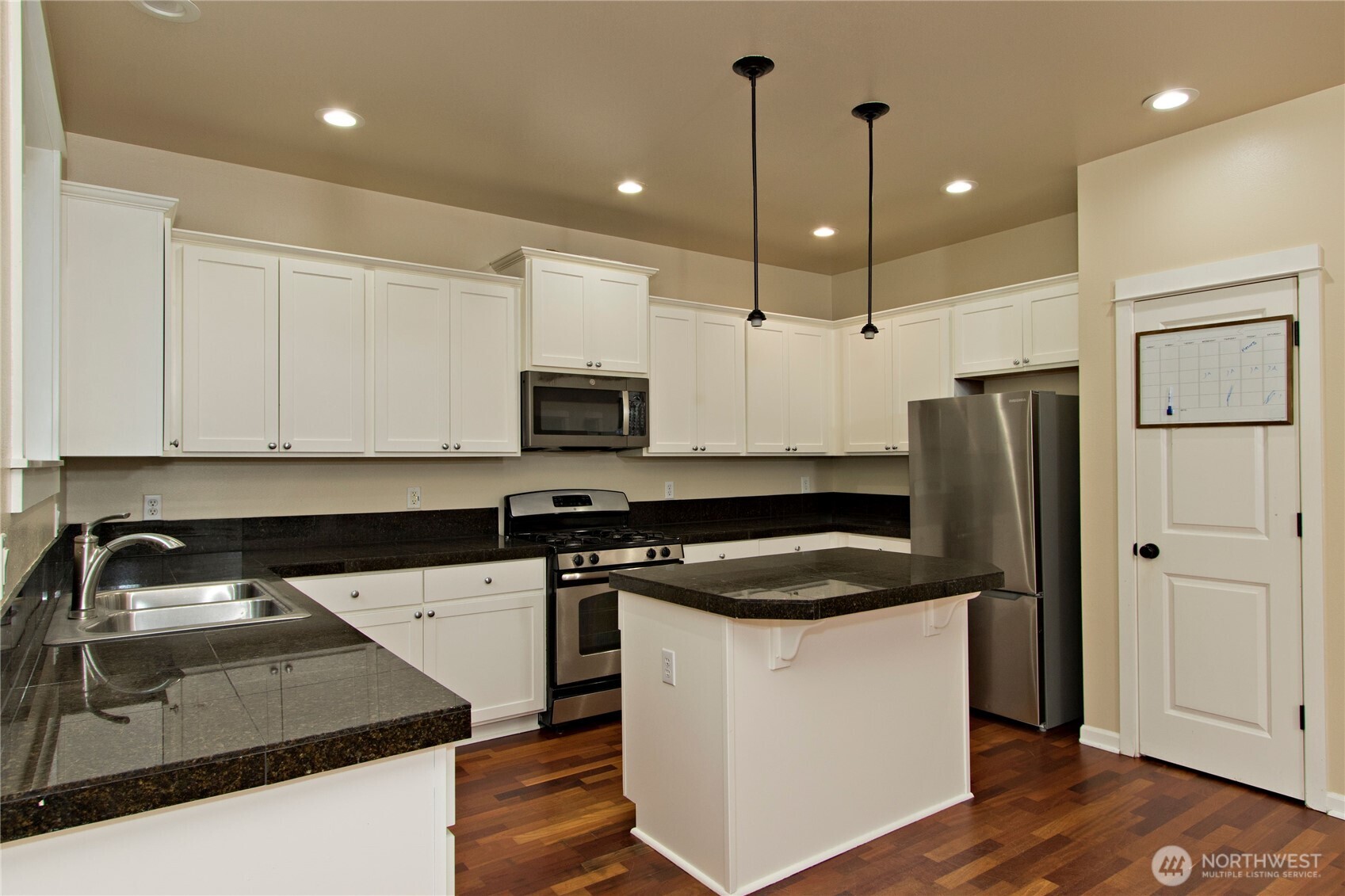 24012 220th Place Property Photo 8