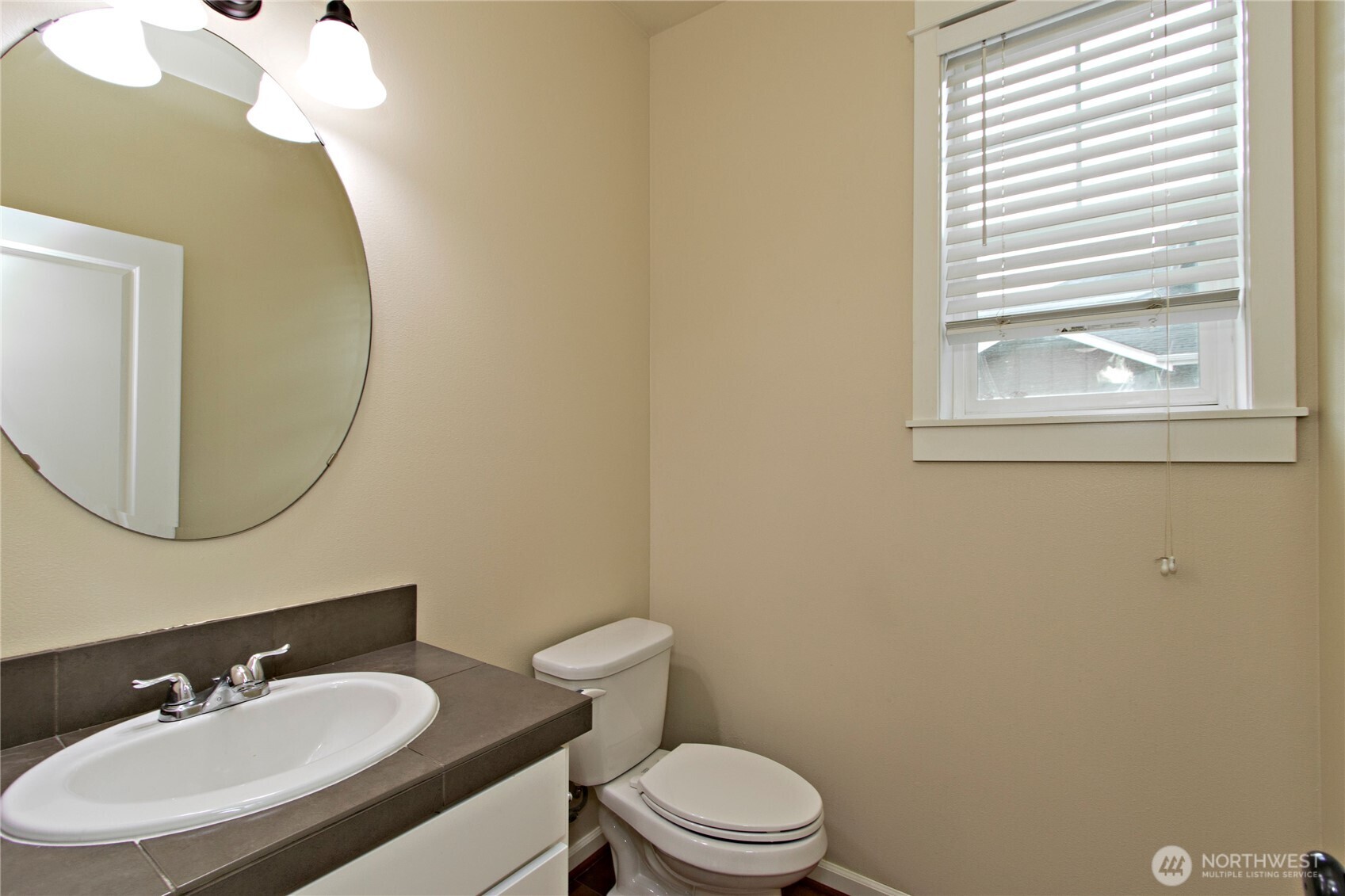 24012 220th Place Property Photo 12