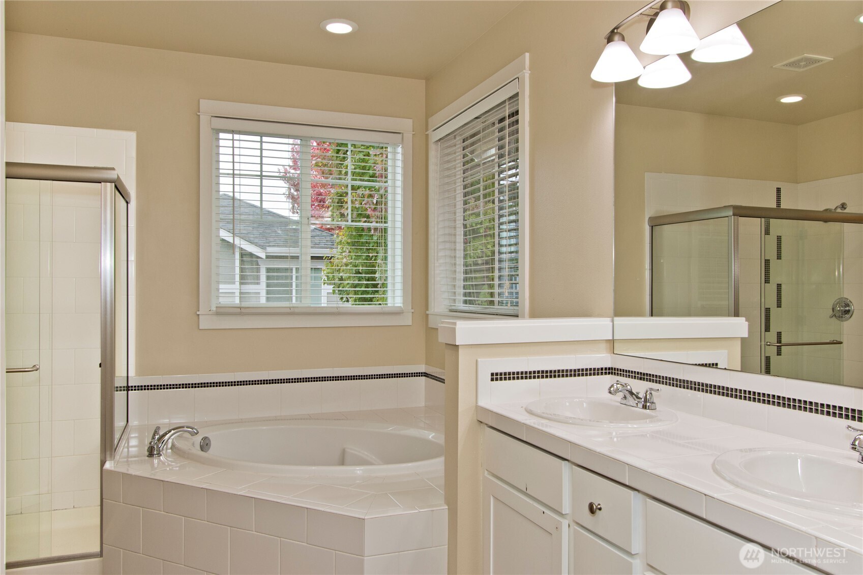 24012 220th Place Property Photo 17