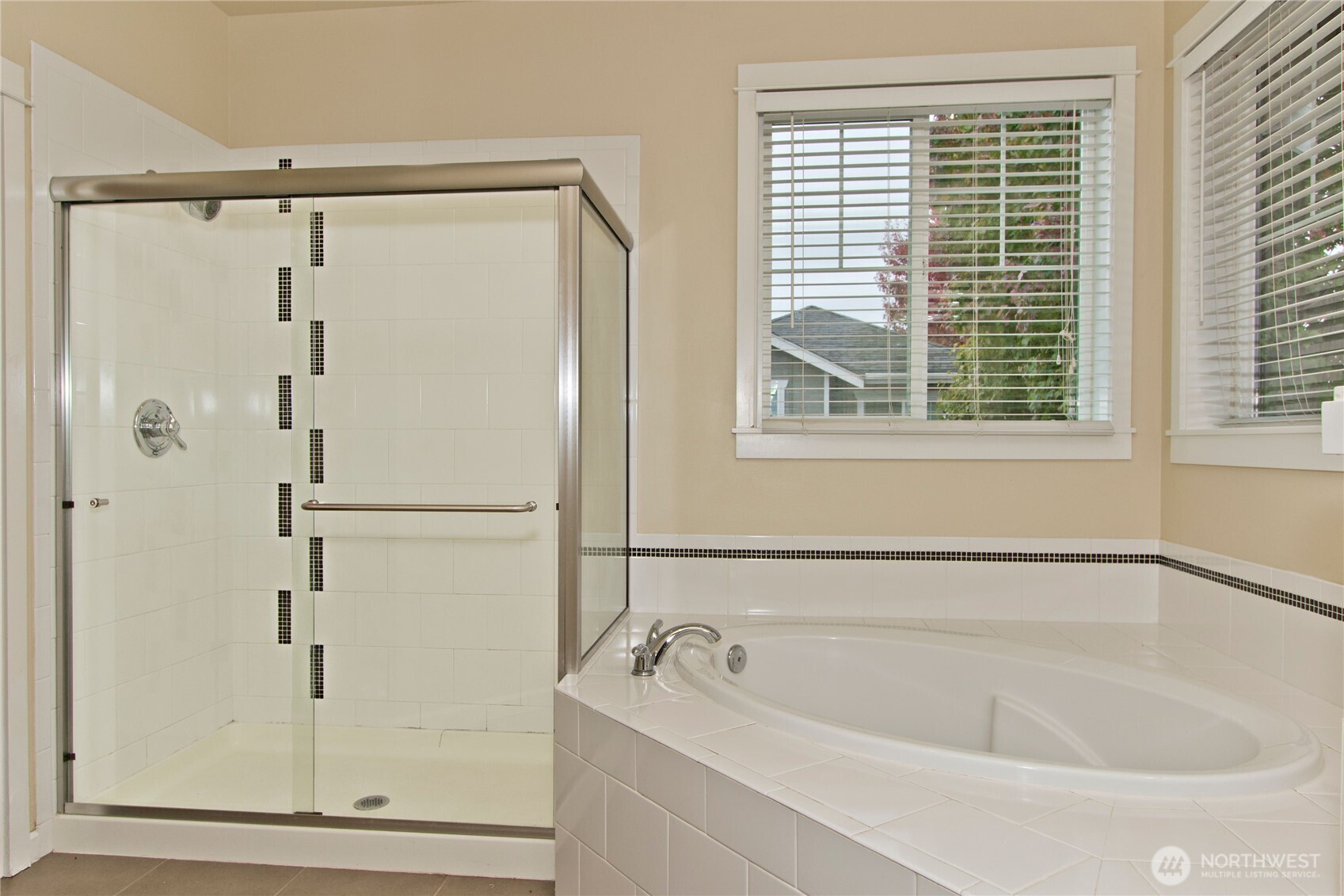 24012 220th Place Property Photo 19