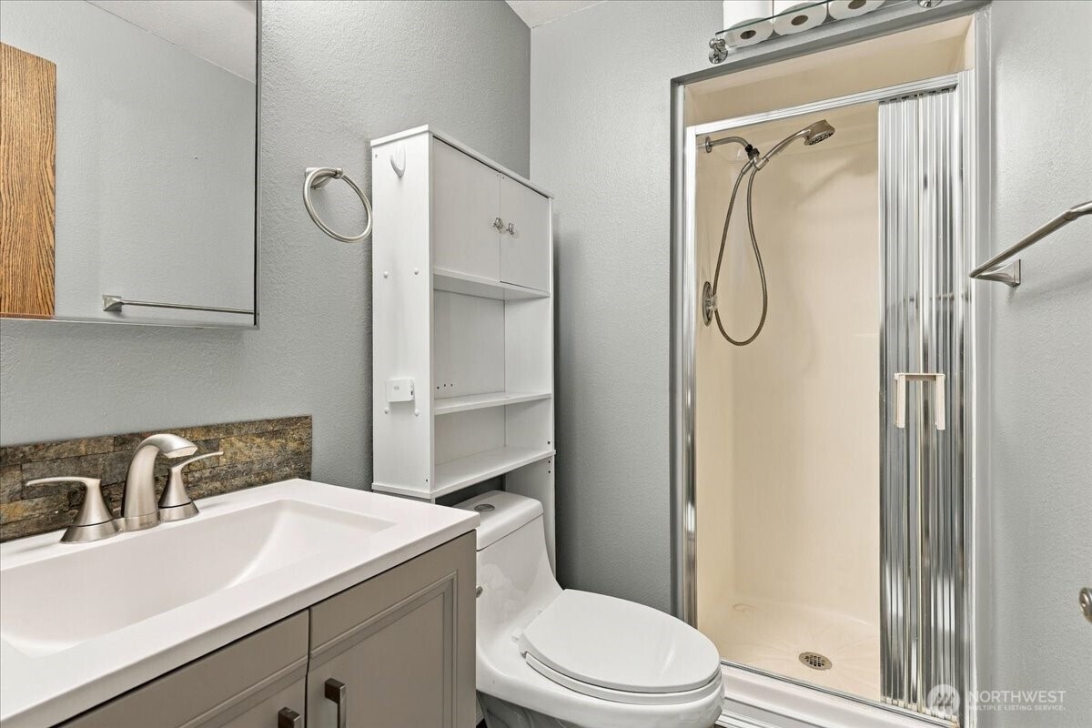 63 Sunset Drive Property Photo 23