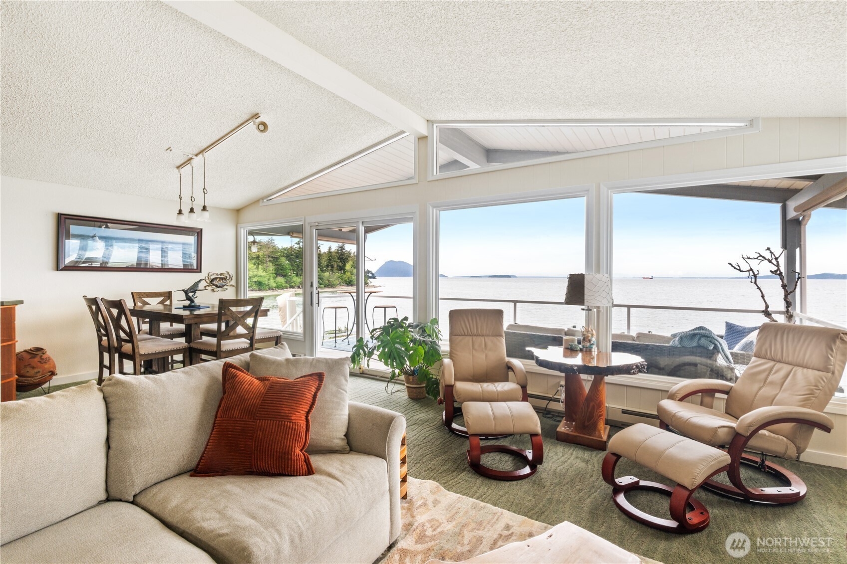 9609 Samish Island Road Property Photo 4