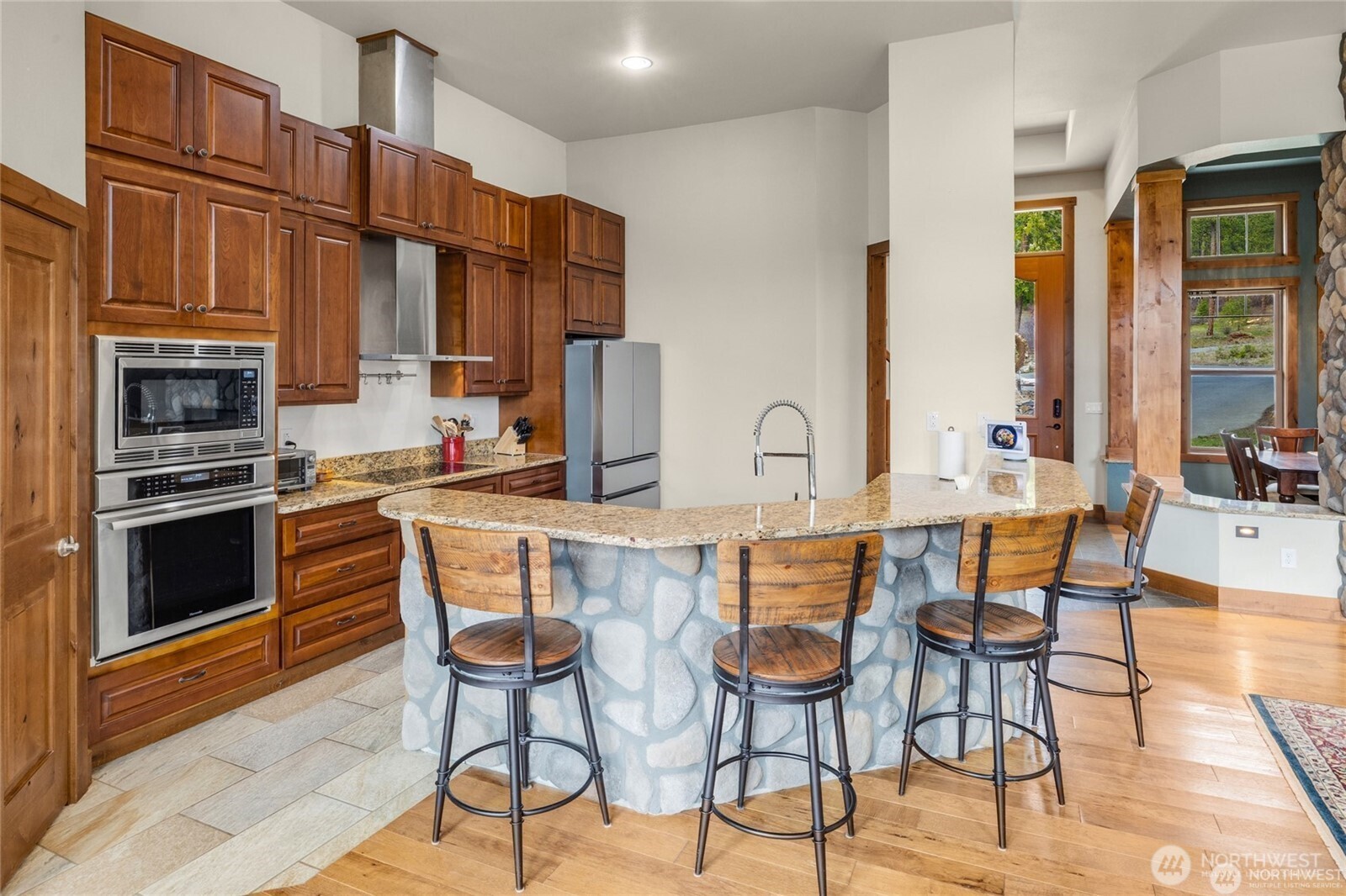 421 Meadow Ridge Drive Property Photo 11