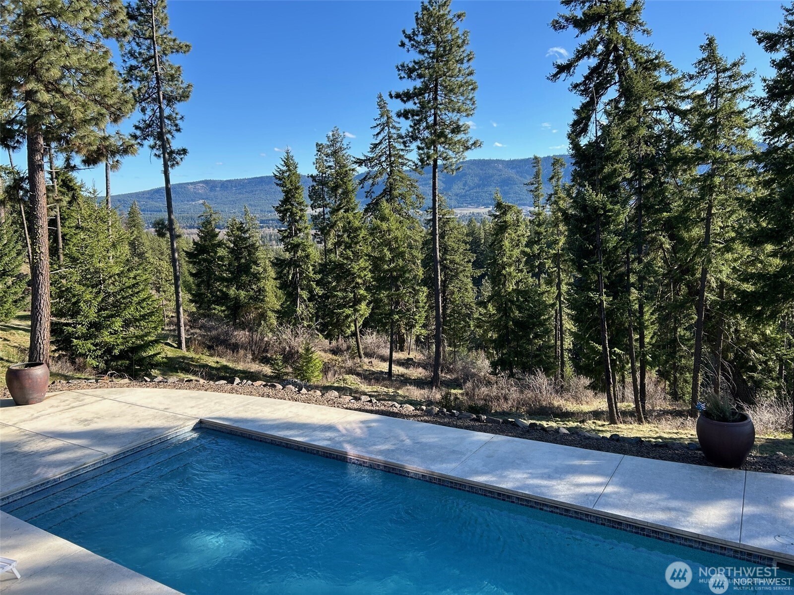 421 Meadow Ridge Drive Property Photo 32