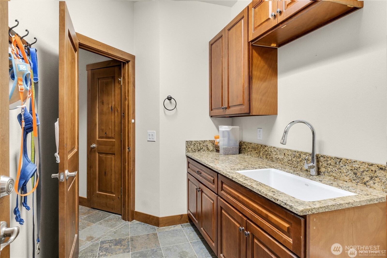 421 Meadow Ridge Drive Property Photo 37