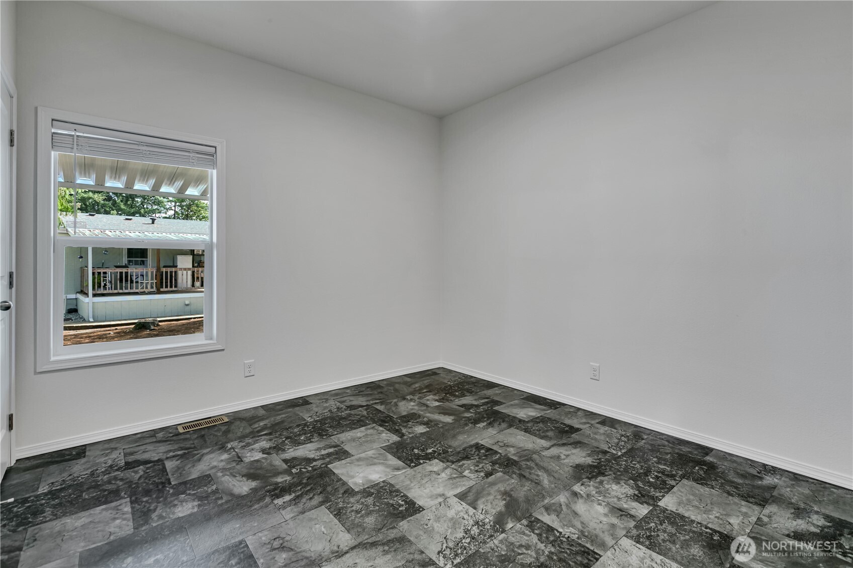 1111 Archwood Drive 500 Property Photo 20