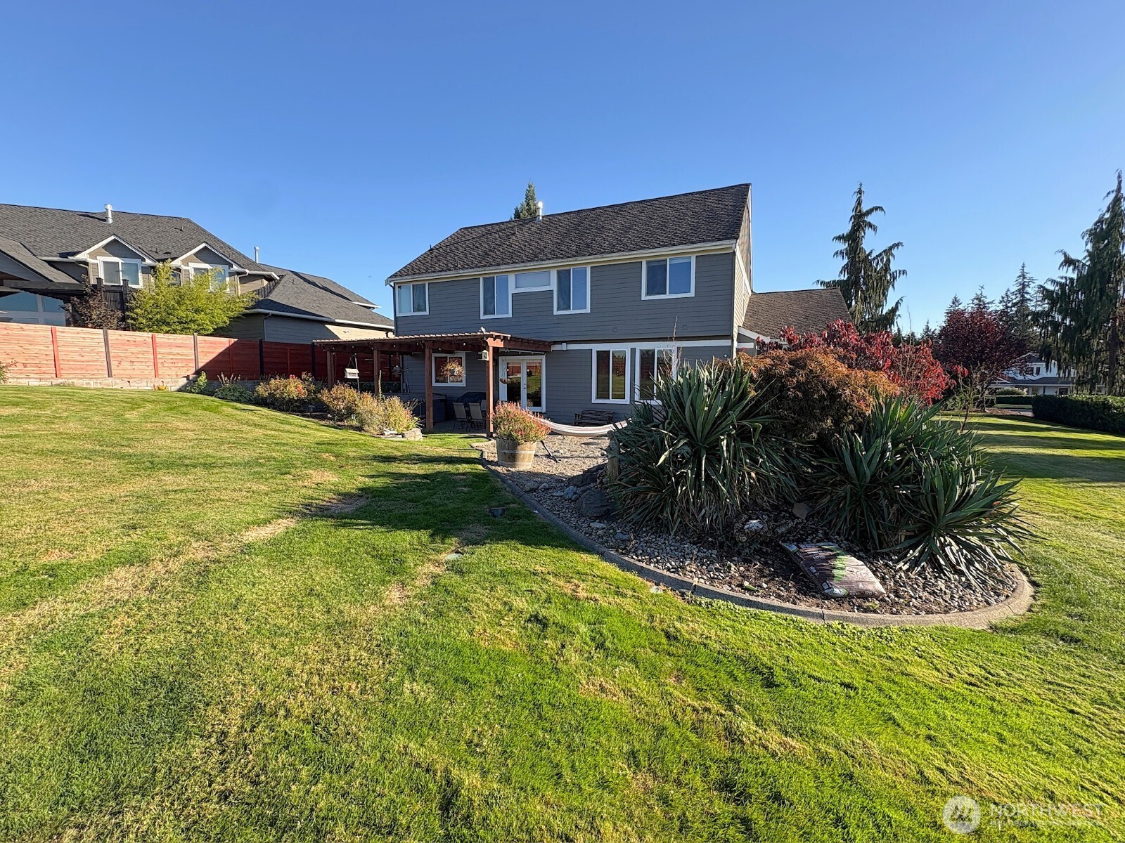 9207 28th Street Ct Property Photo 4