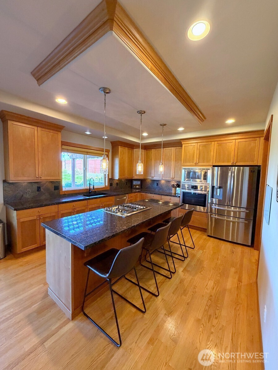 9207 28th Street Ct Property Photo 8