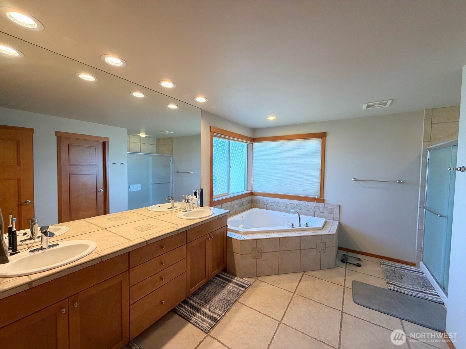 9207 28th Street Ct Property Photo 14
