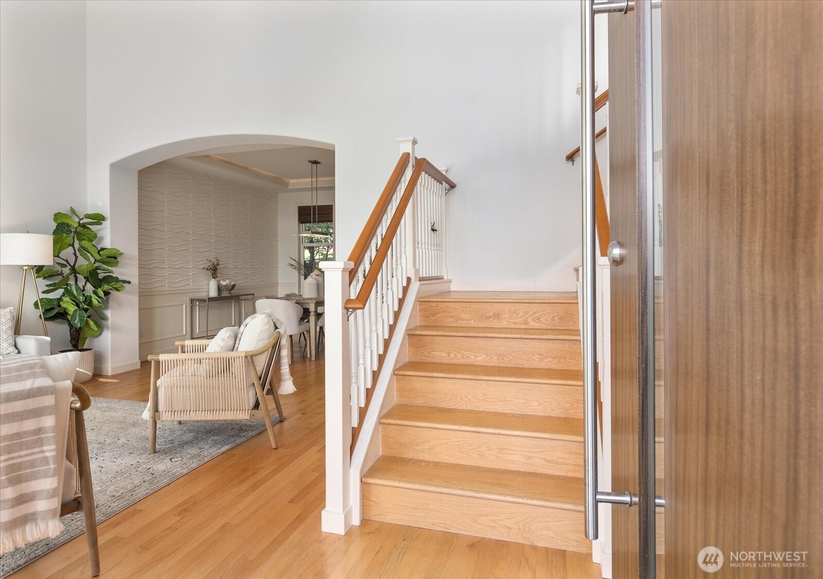 18433 Hawksview Drive Property Photo 6