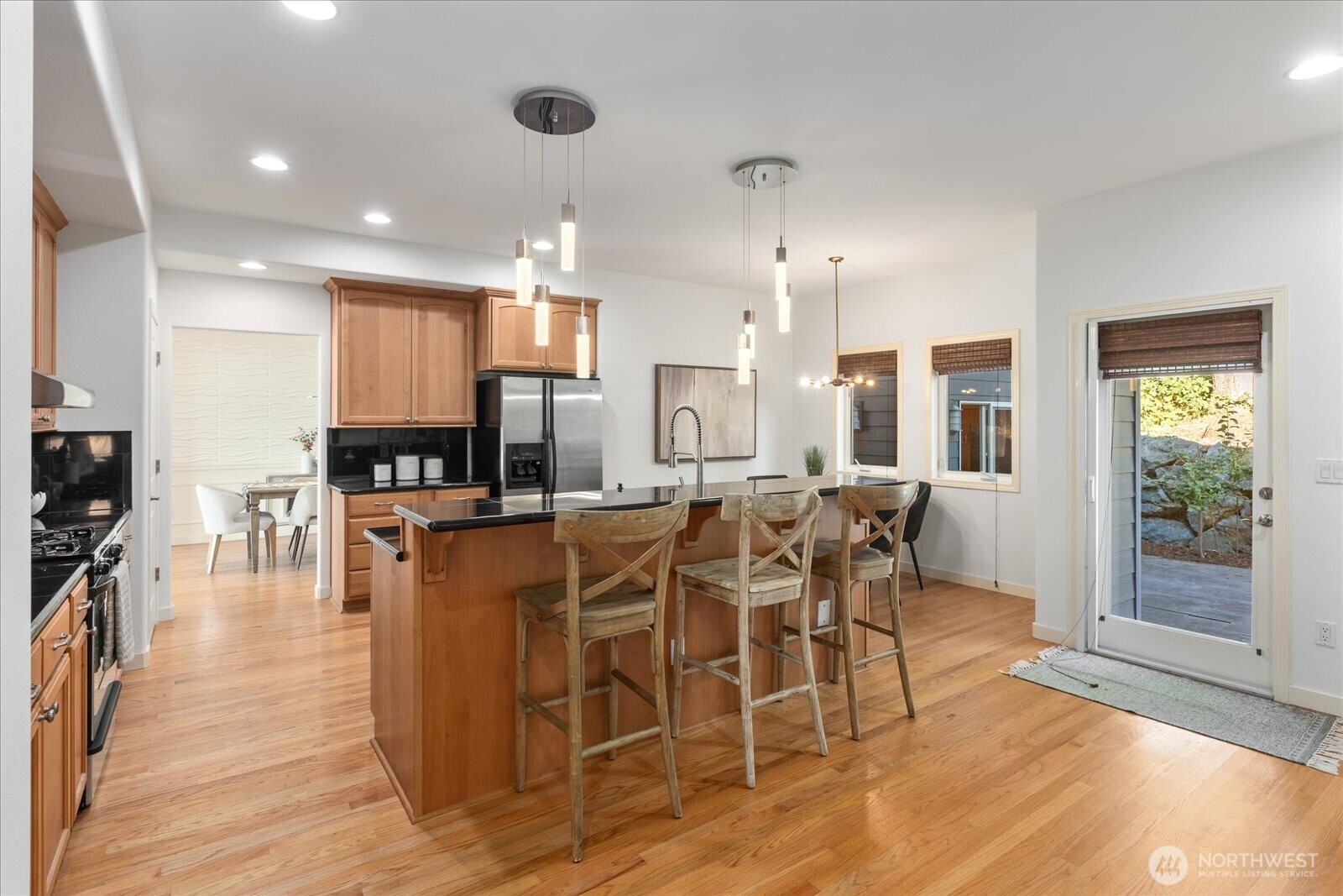 18433 Hawksview Drive Property Photo 14