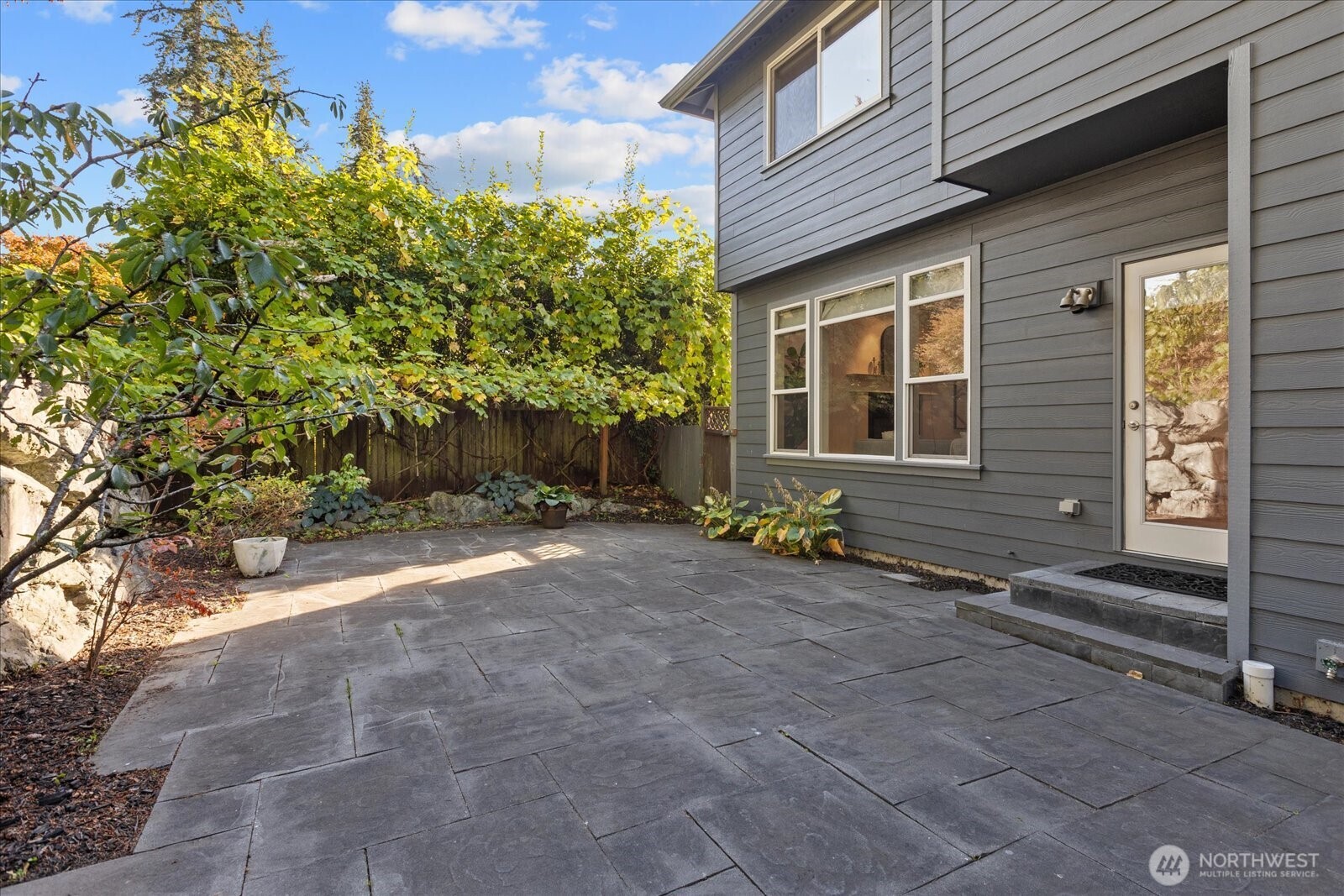 18433 Hawksview Drive Property Photo 34