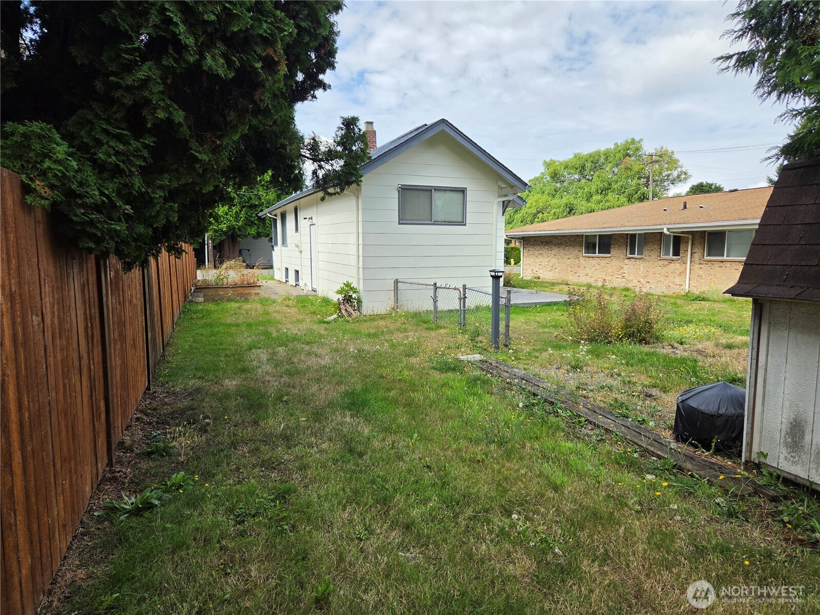 448 Pelly Avenue Property Photo 16