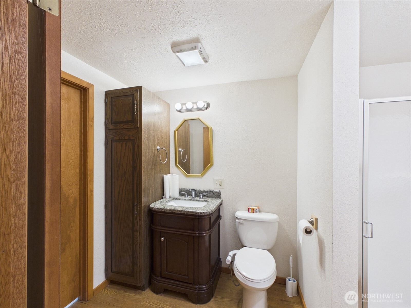 7 N Lake Lane Property Photo 13