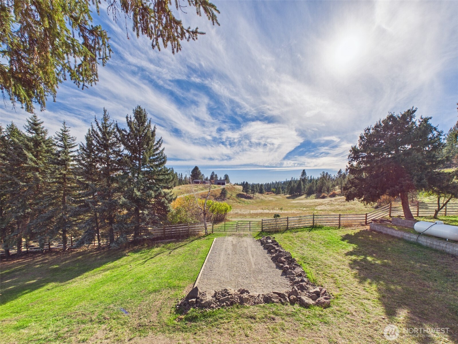 7 N Lake Lane Property Photo 18