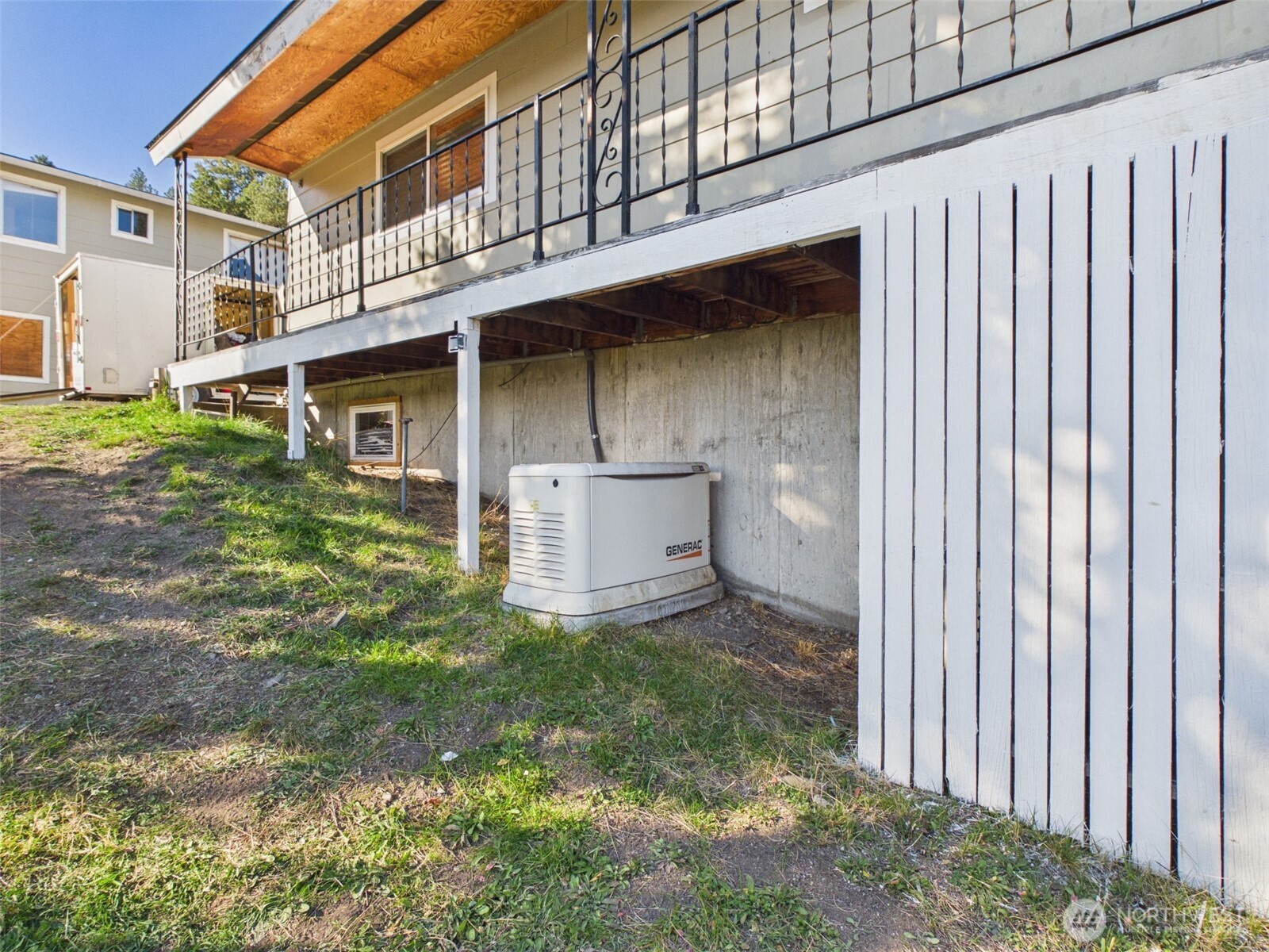 7 N Lake Lane Property Photo 22