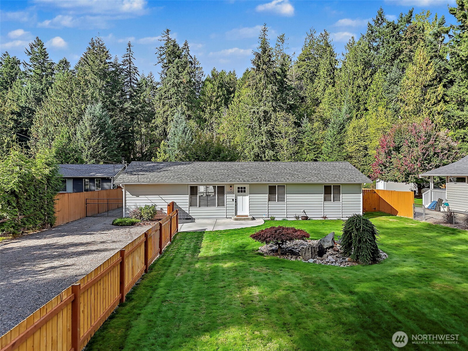 10024 Angeline Road Property Photo 1